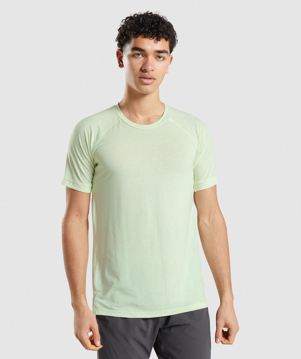 gymshark-studio-amplify-t-shirt-cucumber-green-ss22