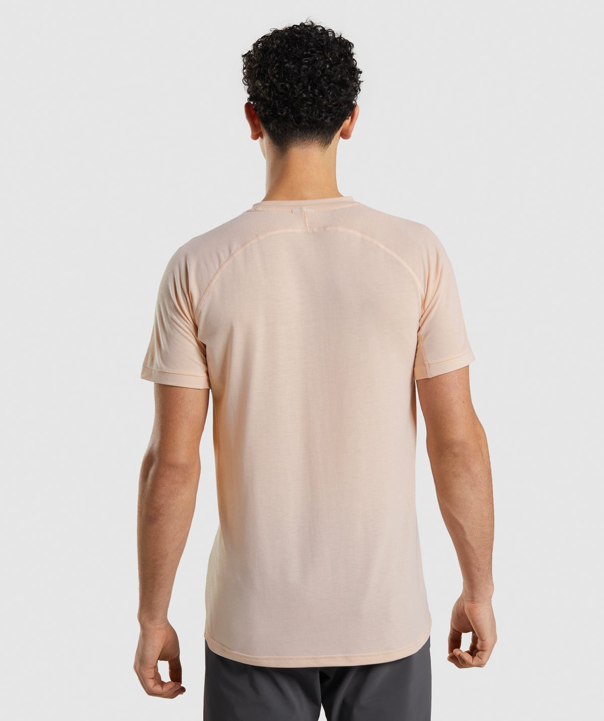 gymshark-studio-amplify-t-shirt-orchid-pink-ss22