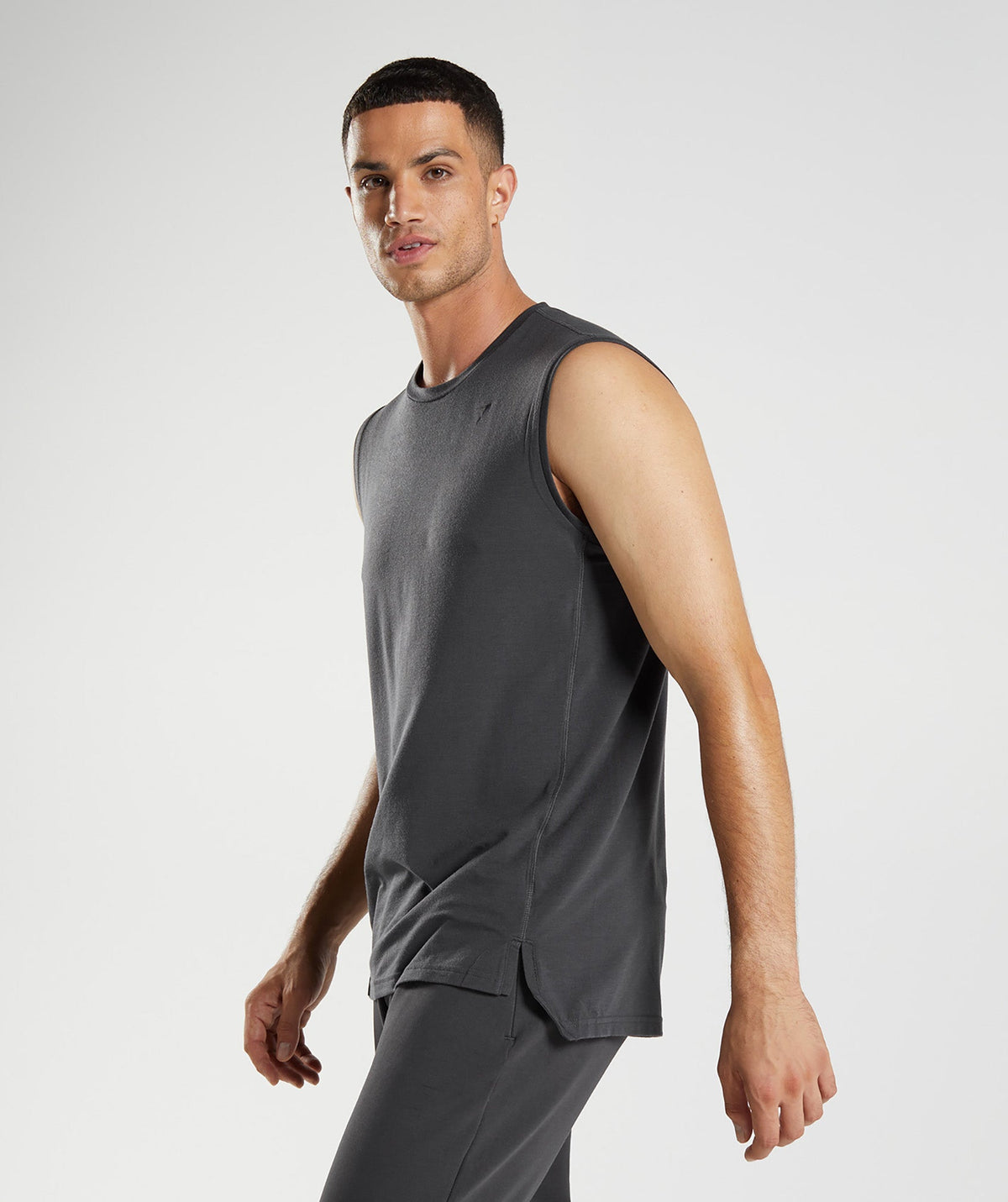 gymshark-studio-tank-onyx-grey-aw22