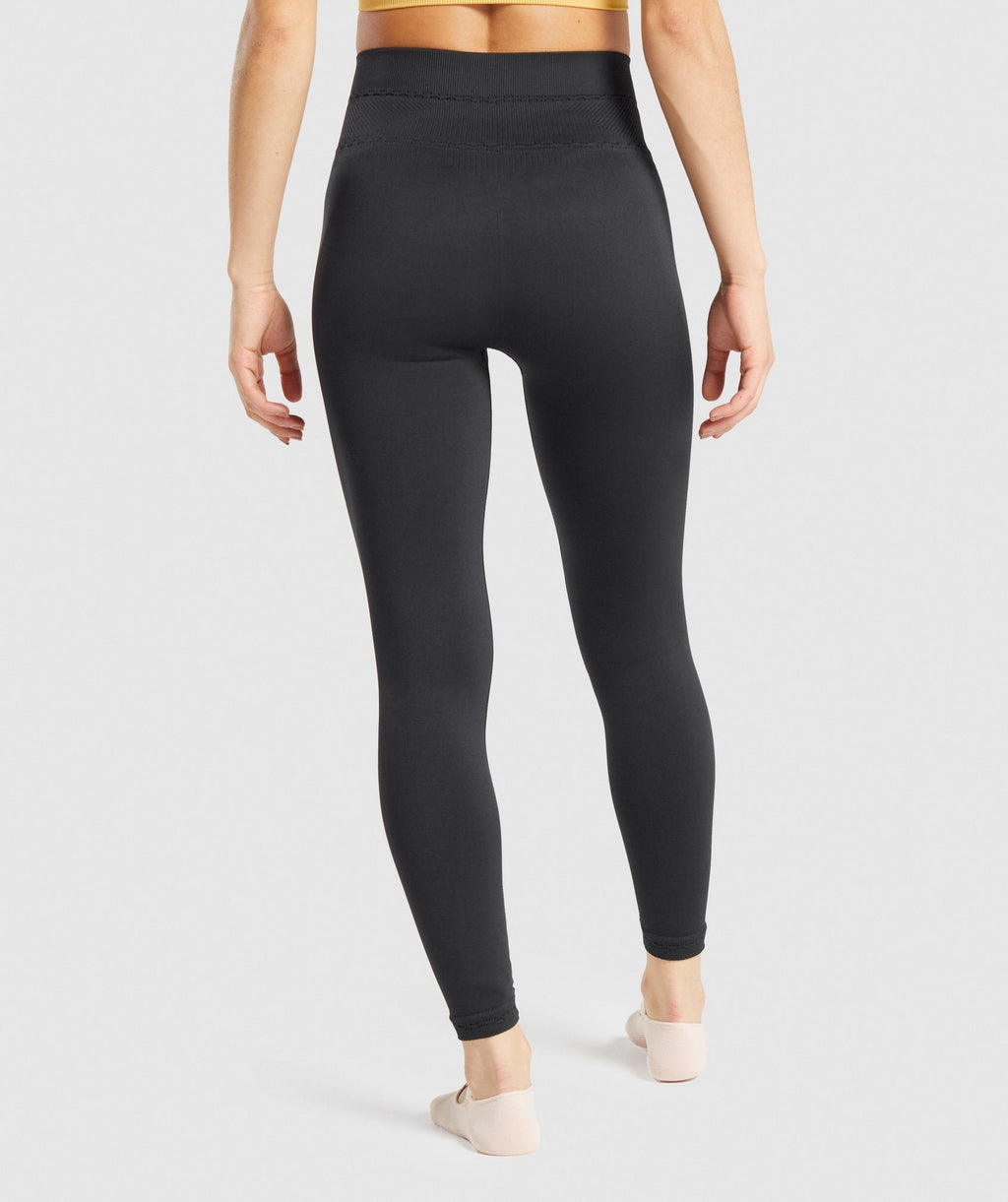 gymshark-studio-leggings-black-aw21