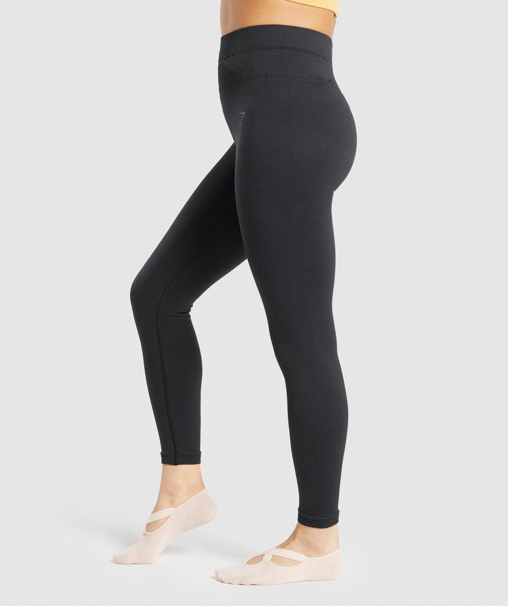gymshark-studio-leggings-black-aw21