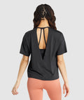 gymshark-studio-t-shirt-black-aw21-1