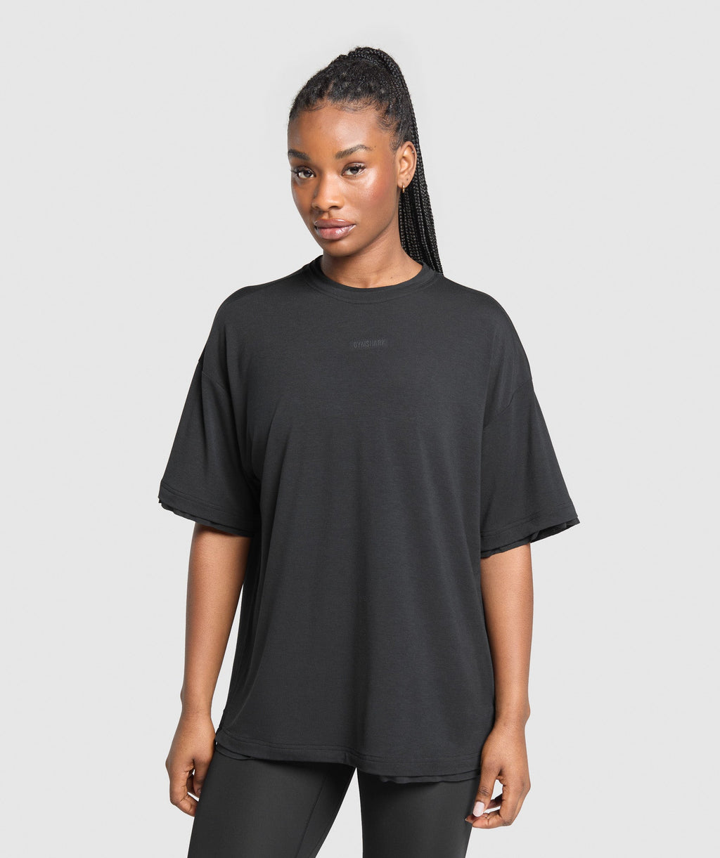 gymshark-superset-graphic-t-shirt-black-ss25