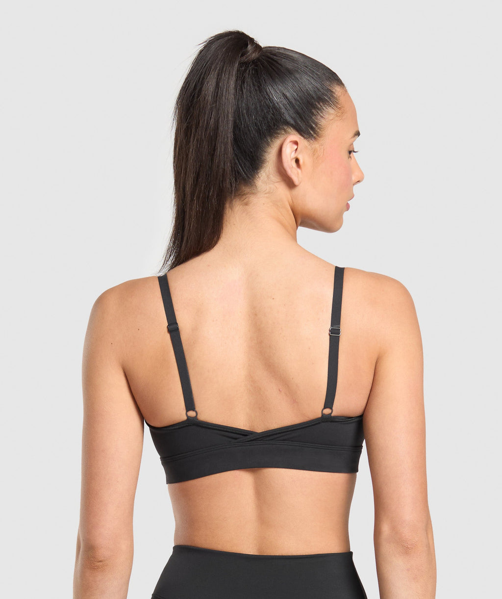 gymshark-superset-sports-bra-black-aw24