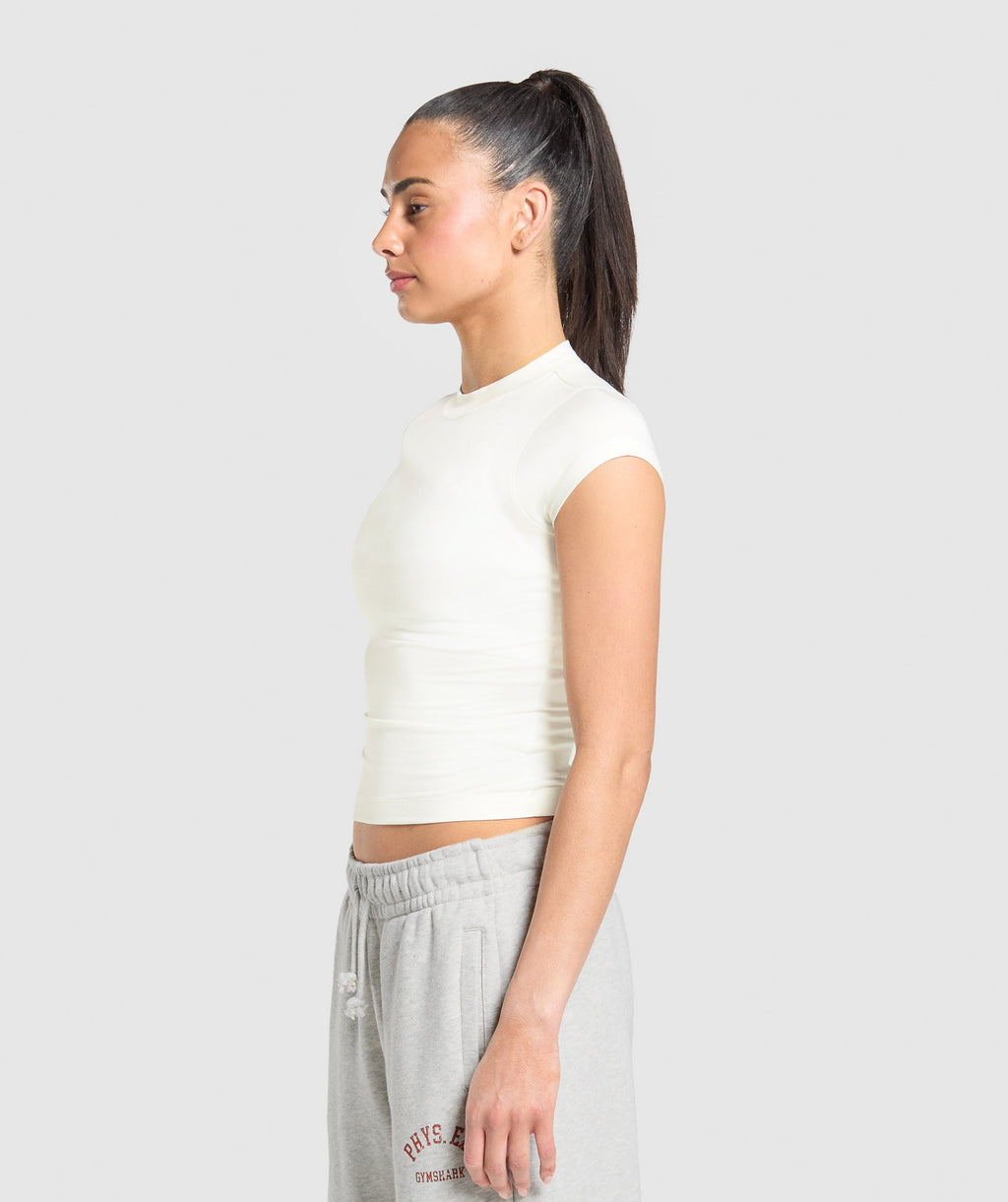 gymshark-supersoft-t-shirt-soft-white-ss25