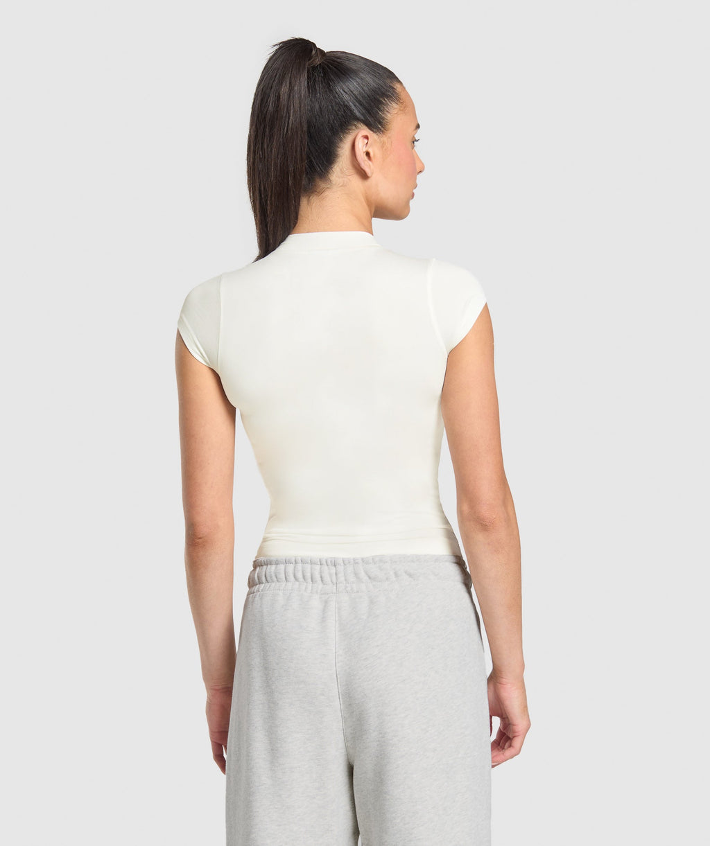 gymshark-supersoft-t-shirt-soft-white-ss25