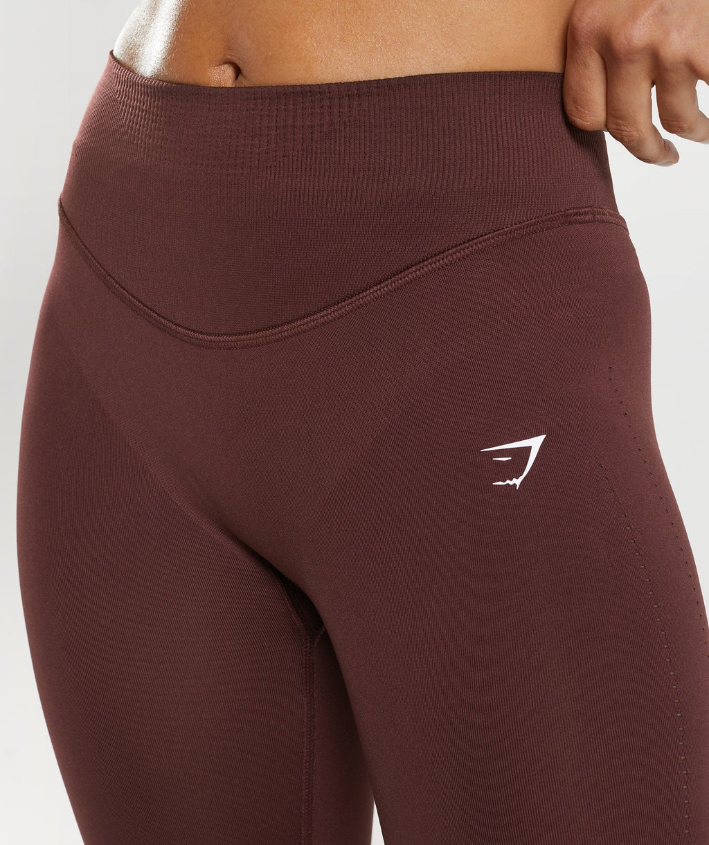 gymshark-sweat-seamless-sculpt-leggings-baked-maroon-aw22