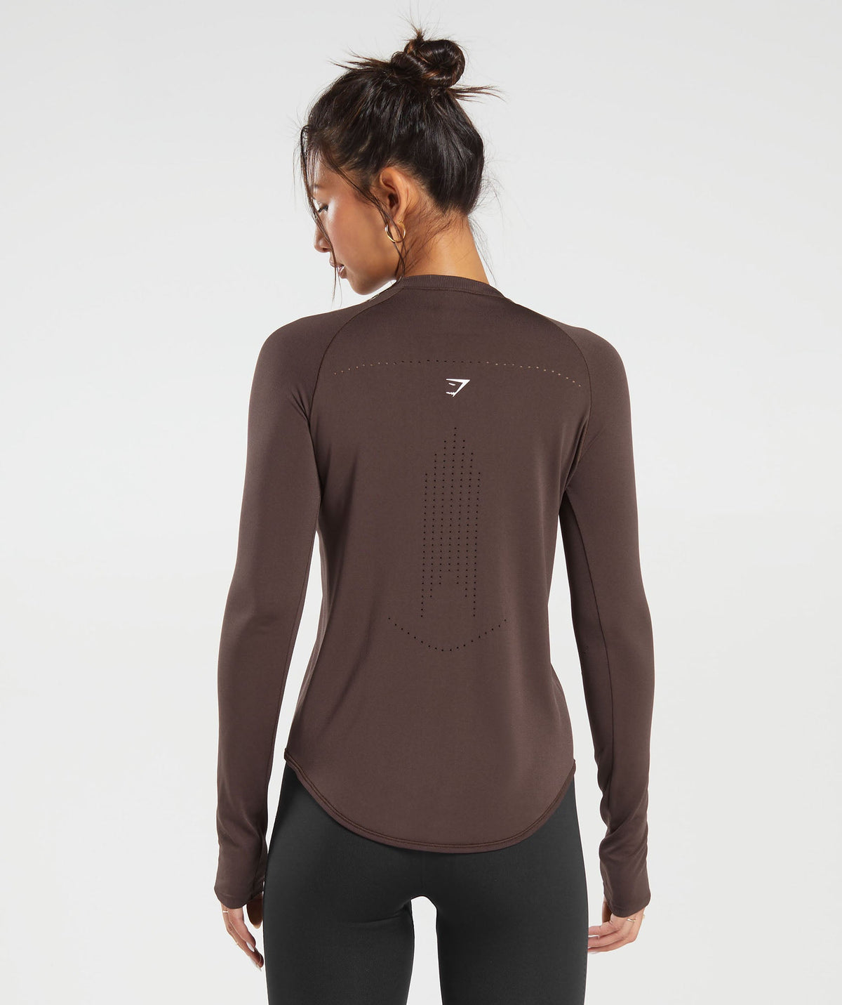 gymshark-sweat-seamless-long-sleeve-top-shadow-brown-aw23