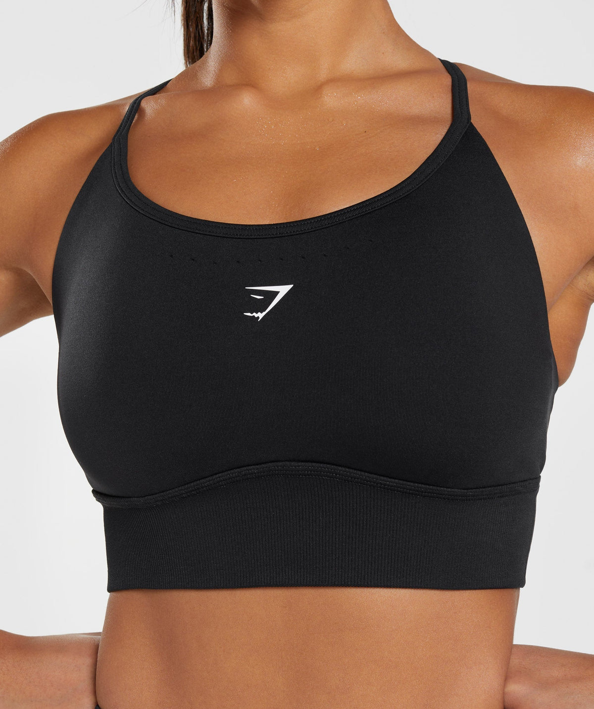 gymshark-sweat-seamless-longline-sports-bra-black-ss23