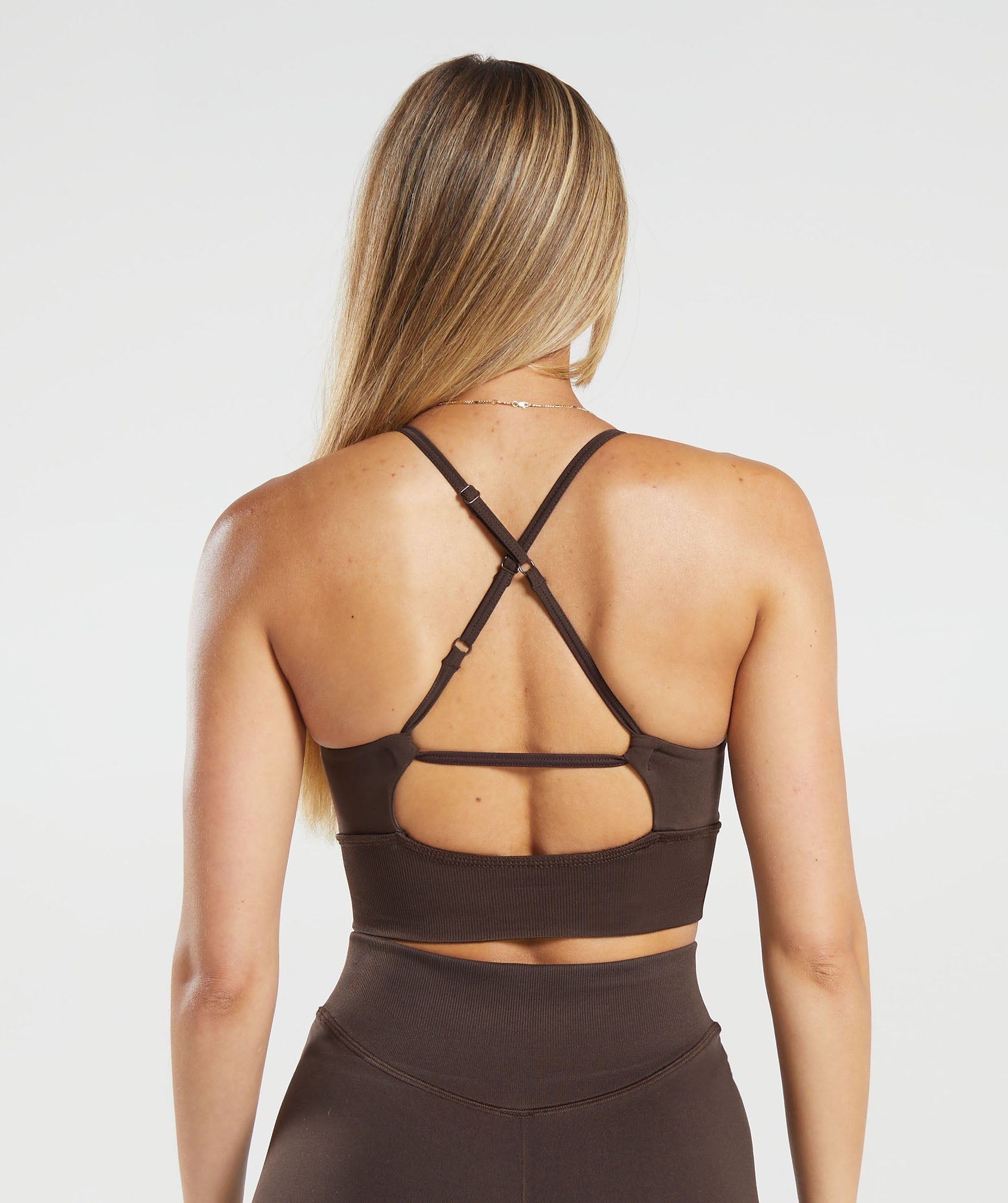 gymshark-sweat-seamless-longline-sports-bra-shadow-brown-aw23