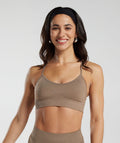gymshark-sweat-seamless-sports-bra-fossil-brown-ss23
