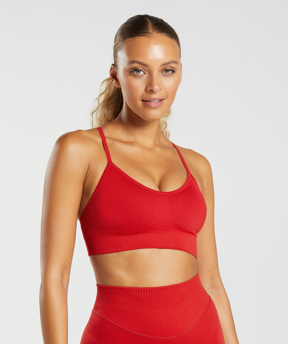 gymshark-sweat-seamless-sports-bra-salsa-red-aw22