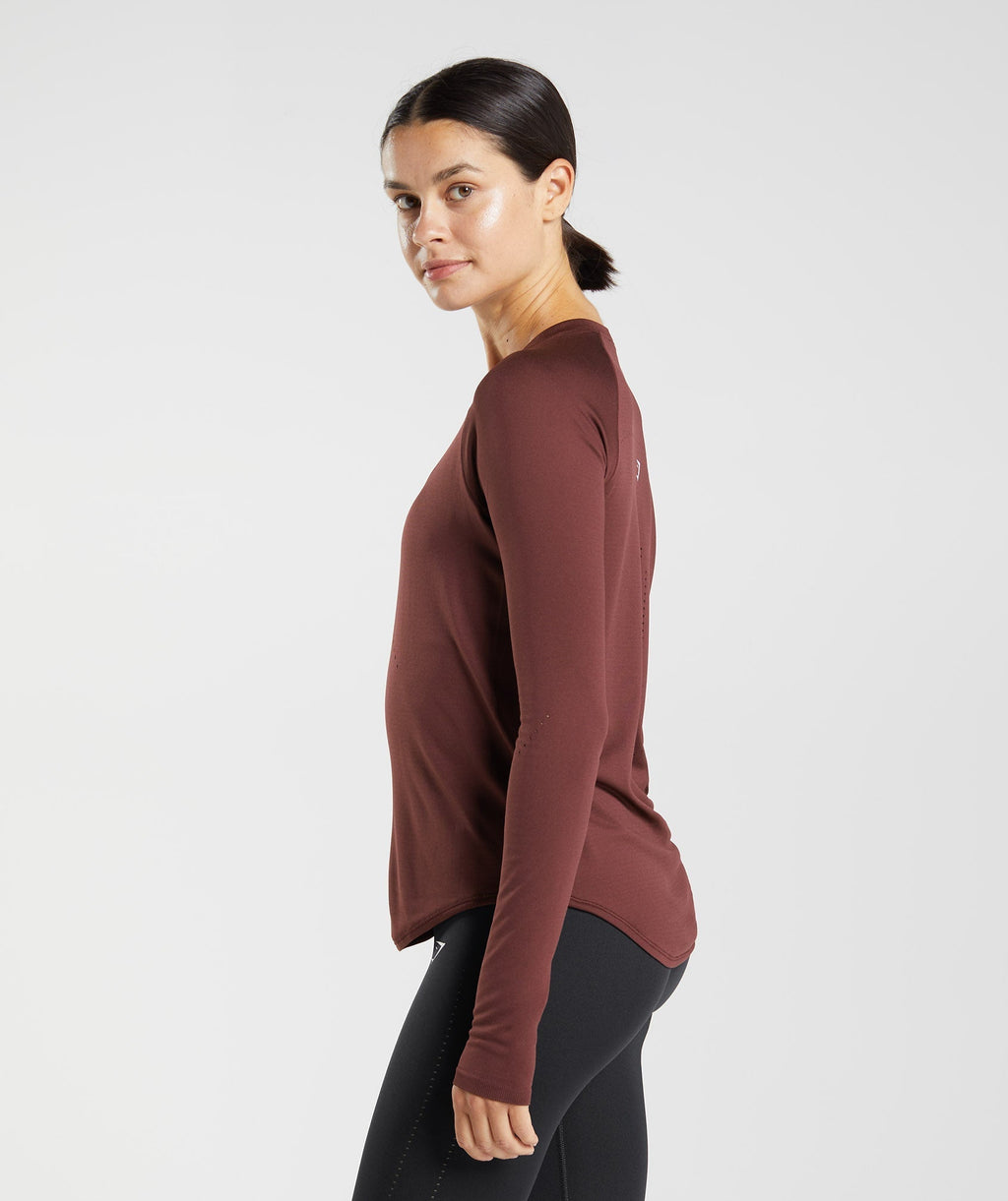 gymshark-sweat-seamless-long-sleeve-top-baked-maroon-aw22