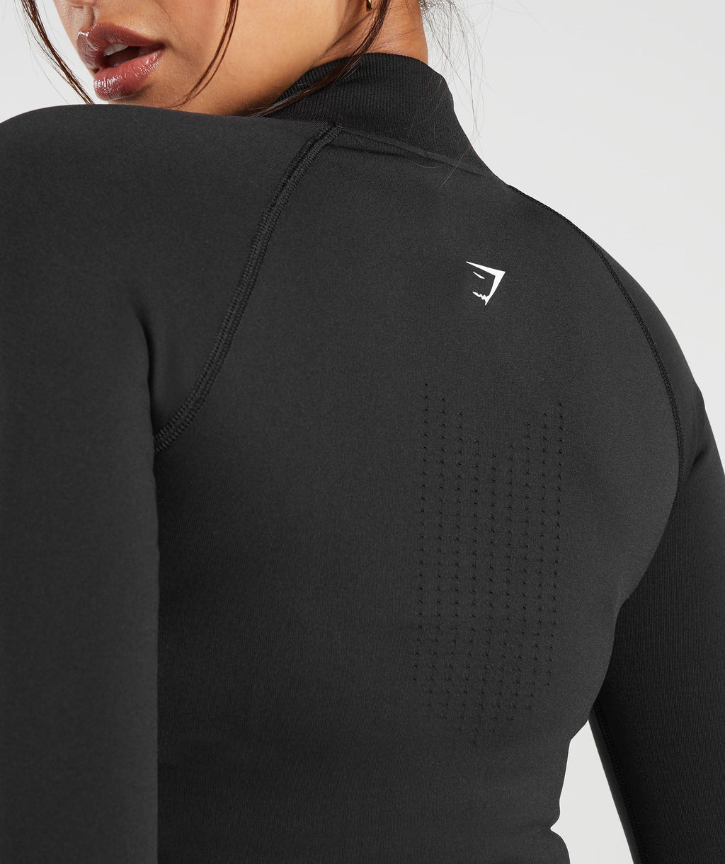 gymshark-sweat-seamless-zip-up-jacket-black-aw23