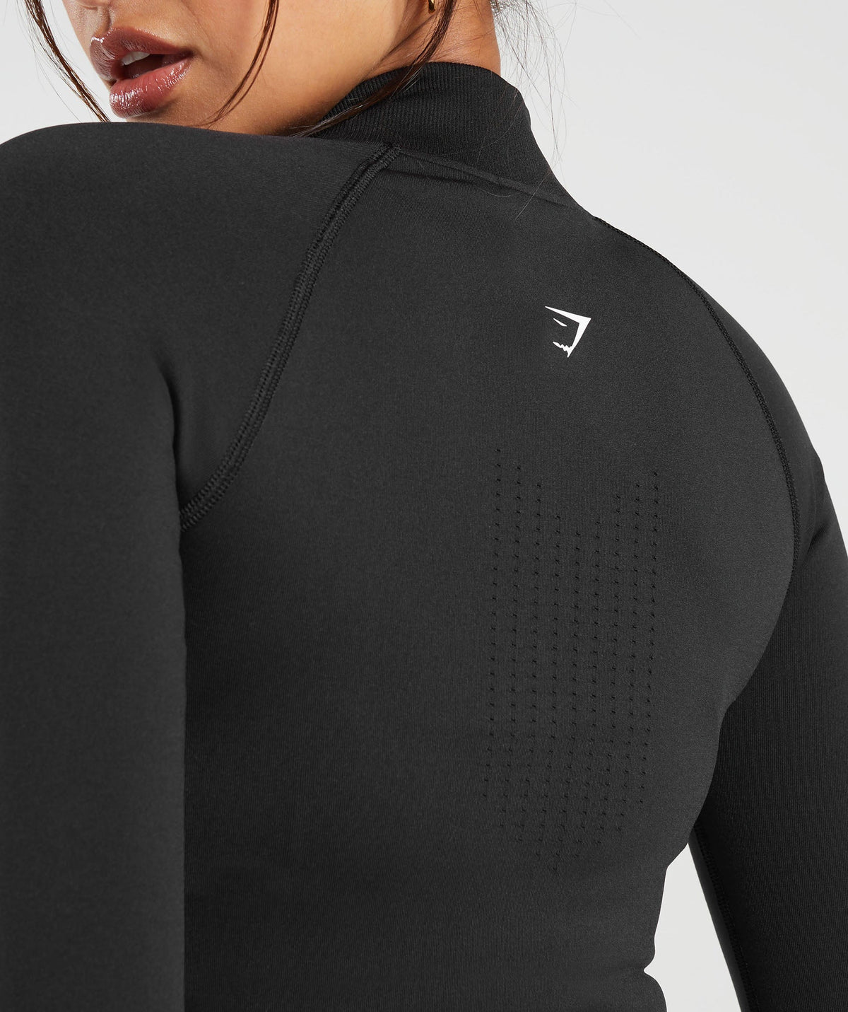 gymshark-sweat-seamless-zip-up-jacket-black-aw23