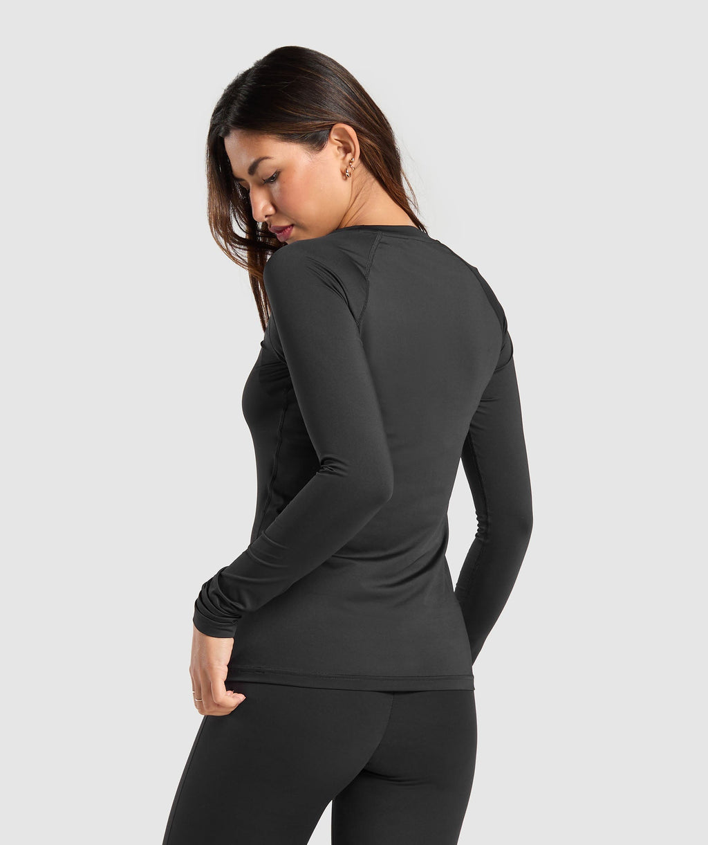 gymshark-training-baselayer-long-sleeve-top-black-aw21