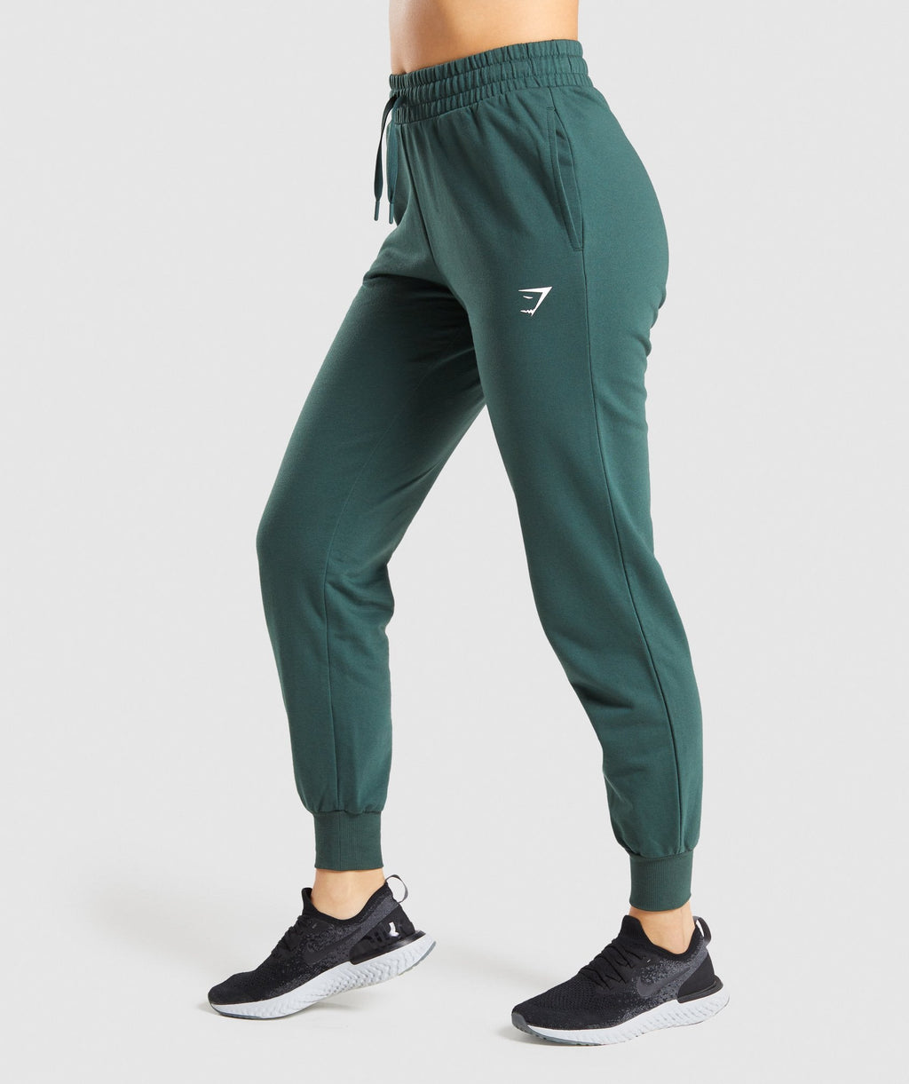 gymshark-training-joggers-dark-green