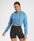 gymshark-training-cropped-hoodie-coastal-blue-aw22