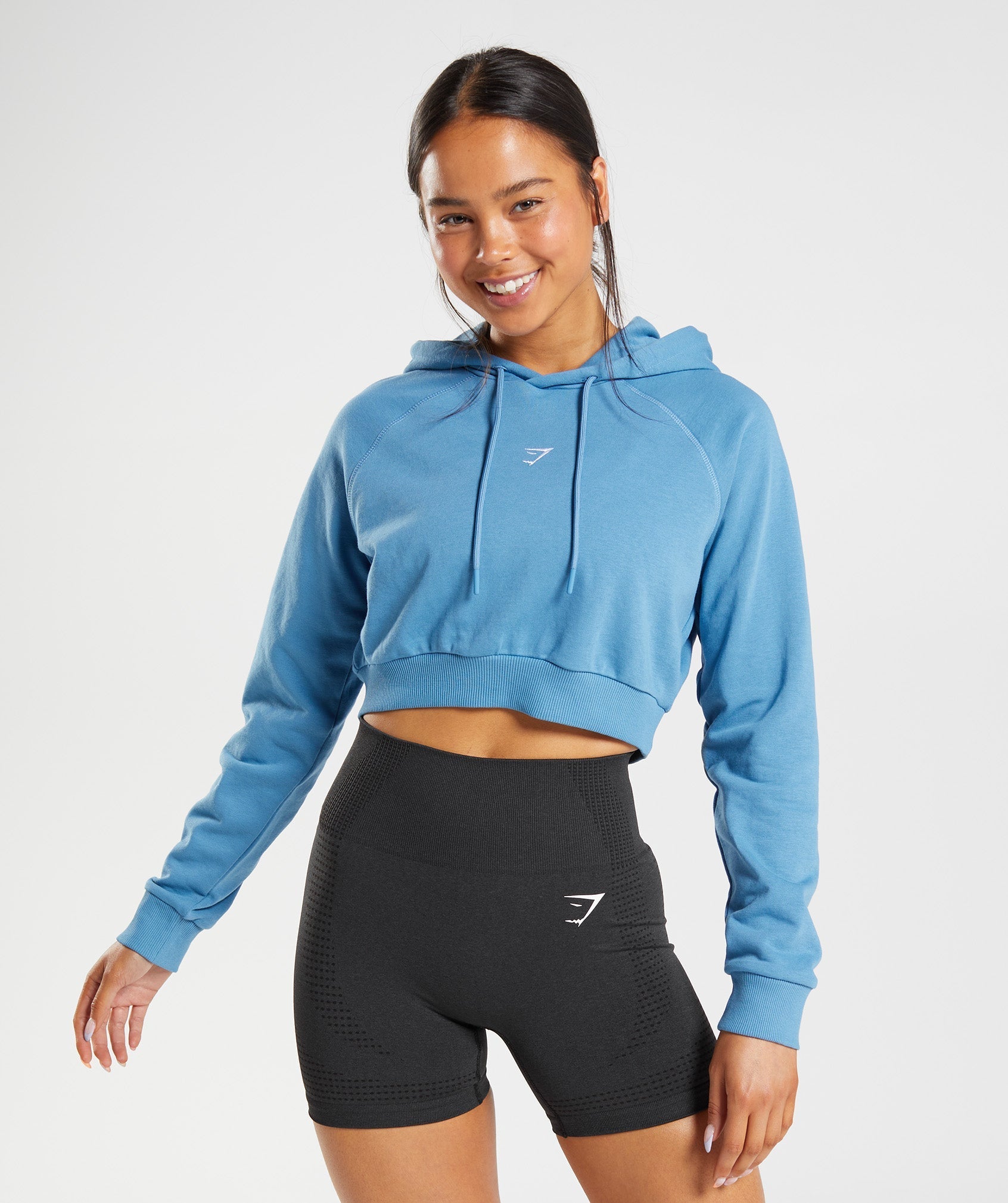 gymshark-training-cropped-hoodie-coastal-blue-aw22