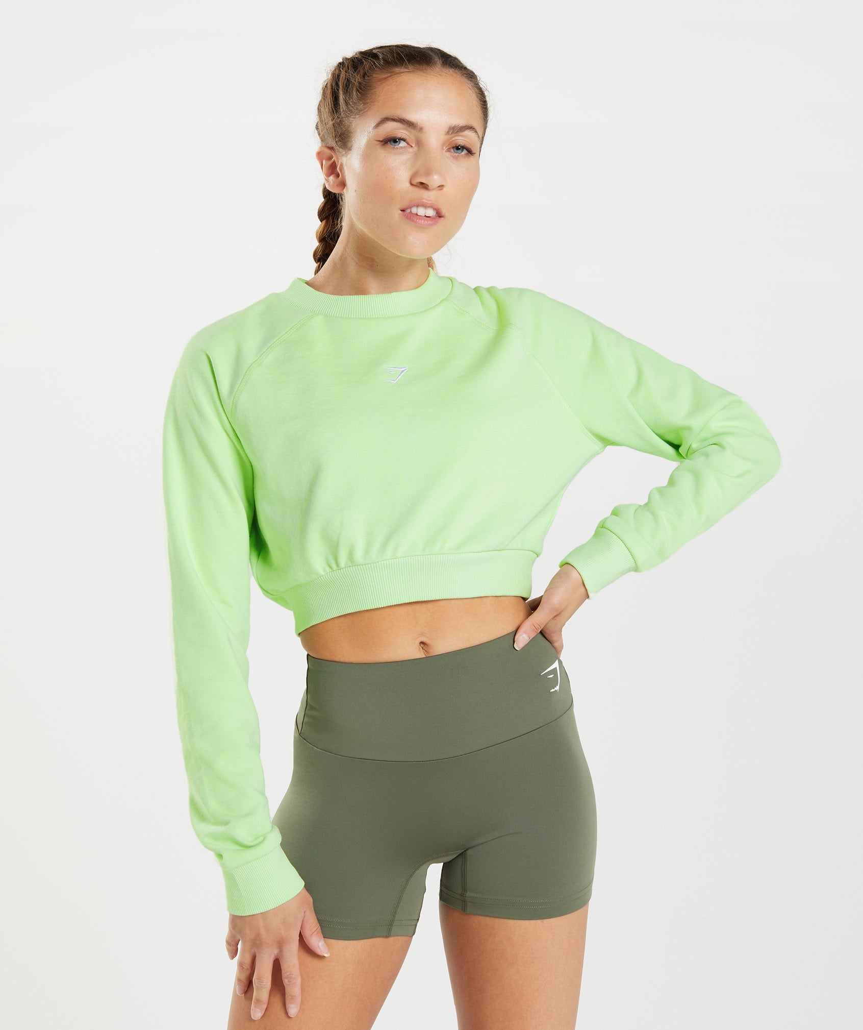 gymshark-training-cropped-sweater-kiwi-green-aw22