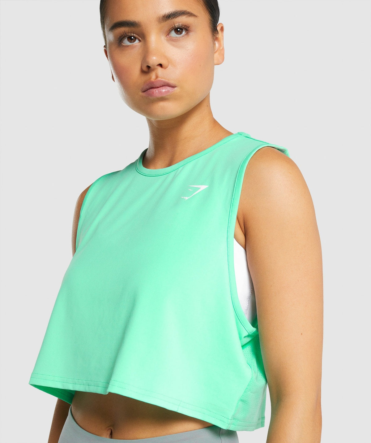 gymshark-training-crop-tank-turquoise