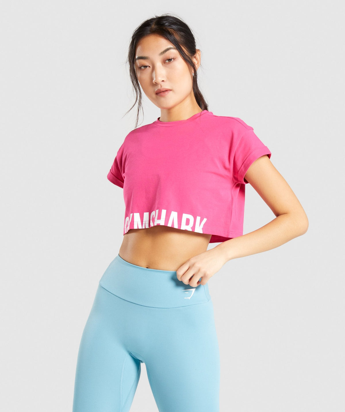 gymshark-fraction-crop-top-pink-white-logo