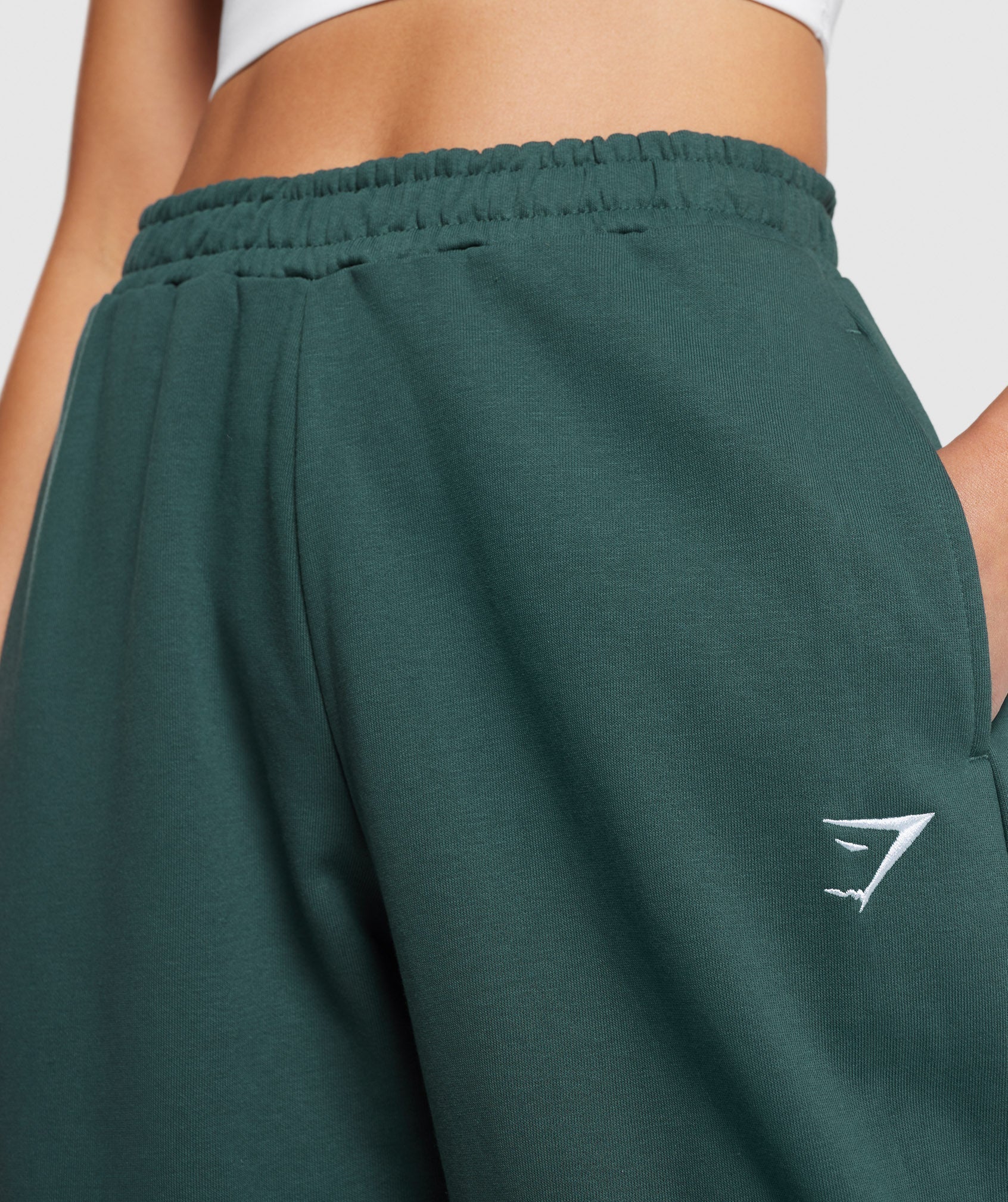 gymshark-training-fleece-joggers-fog-green-aw23