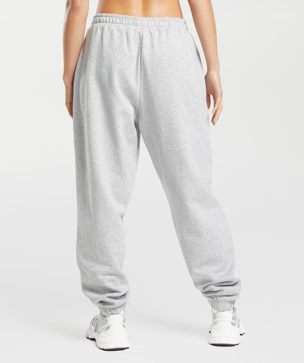gymshark-training-fleece-joggers-light-grey-core-marl