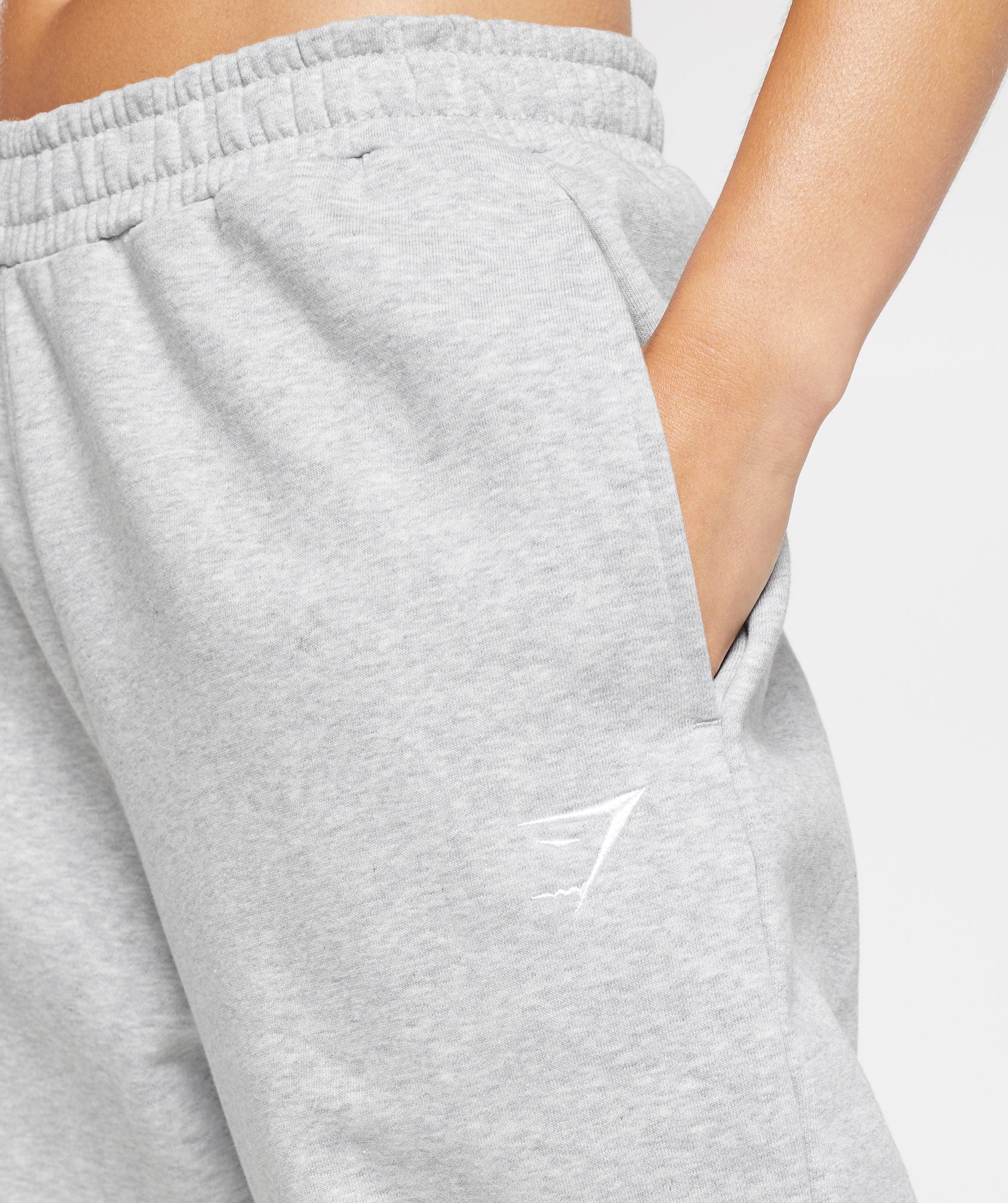 gymshark-training-fleece-joggers-light-grey-core-marl