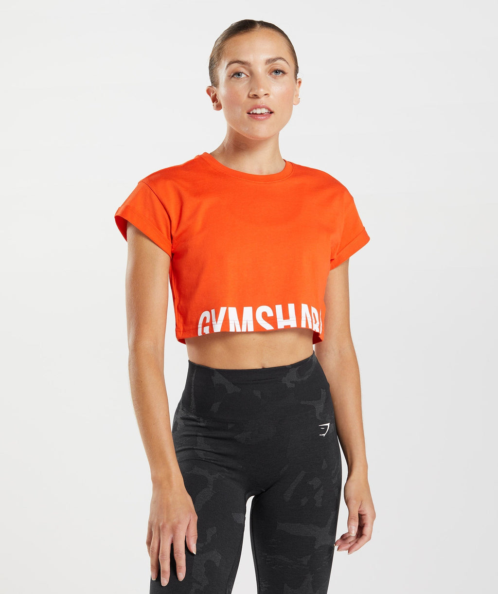 gymshark-fraction-crop-top-pepper-red-aw22