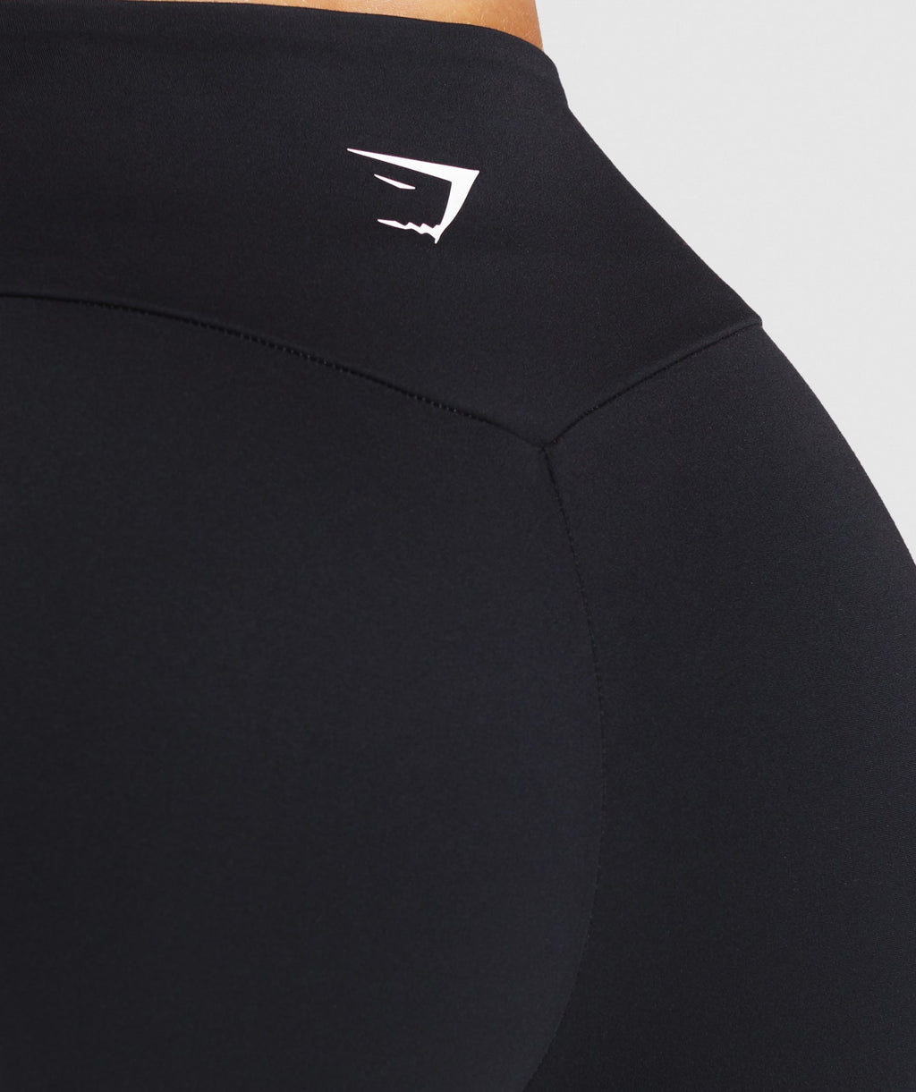 gymshark-training-leggings-black-white-logo