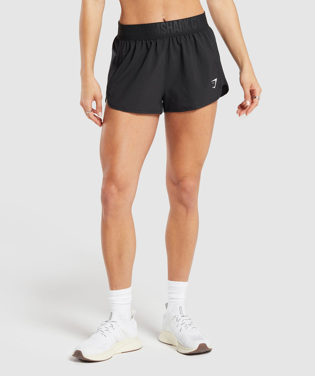 gymshark-training-loose-fit-shorts-black-ss22