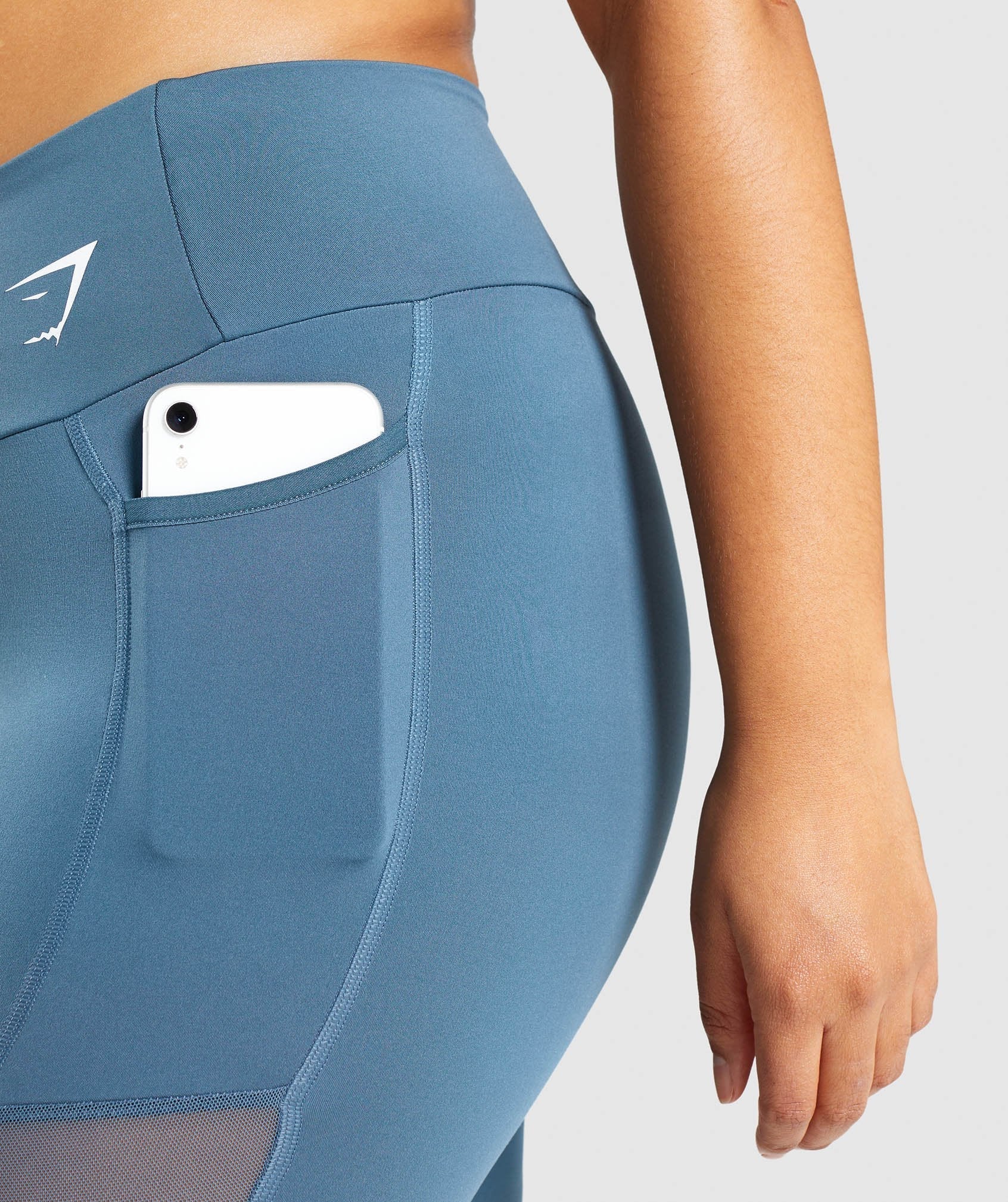 gymshark-training-mesh-pocket-leggings-teal-aw21