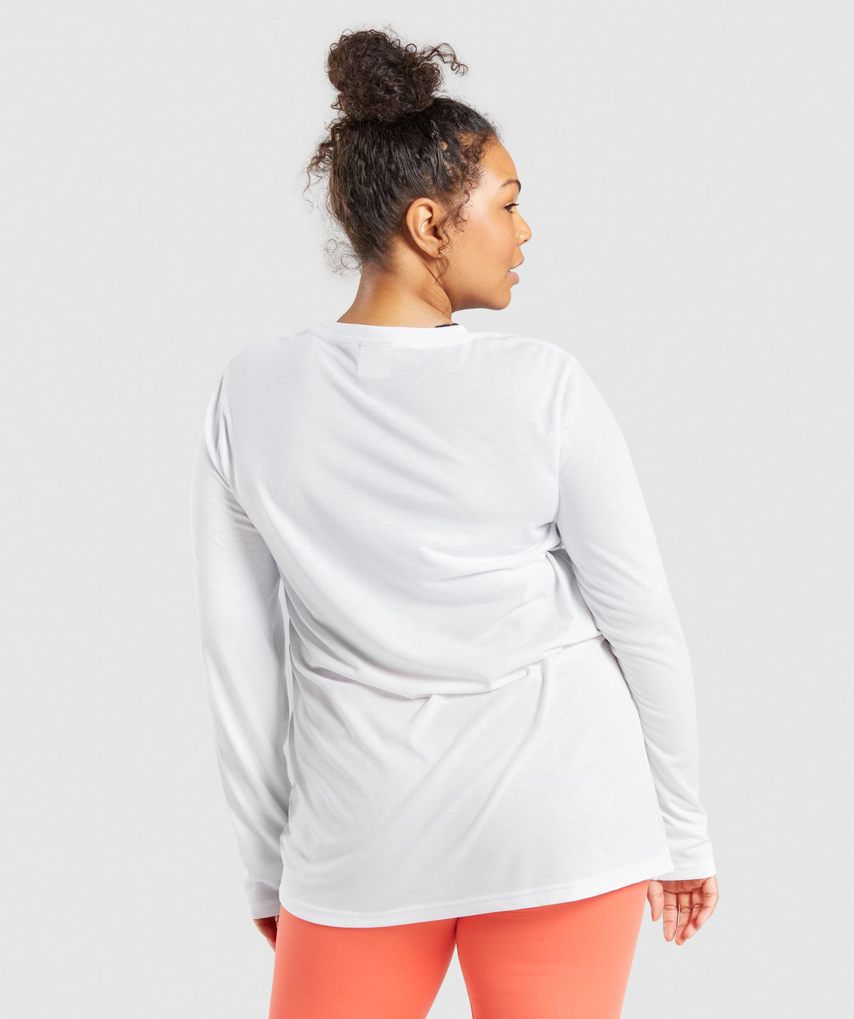 gymshark-training-oversized-long-sleeve-top-white-aw22