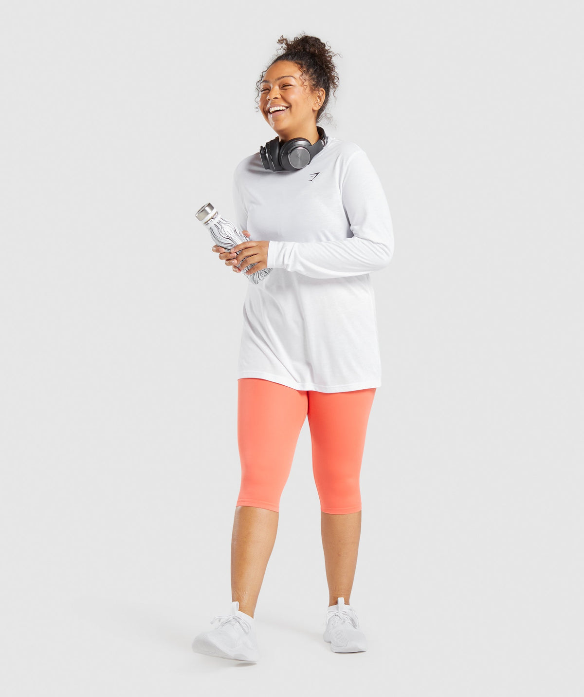 gymshark-training-oversized-long-sleeve-top-white-aw22