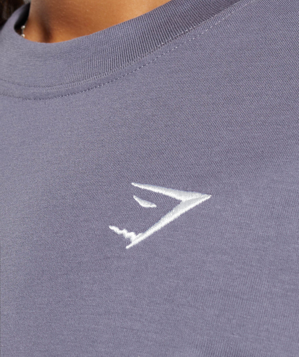 gymshark-training-oversized-t-shirt-dewberry-purple-aw23