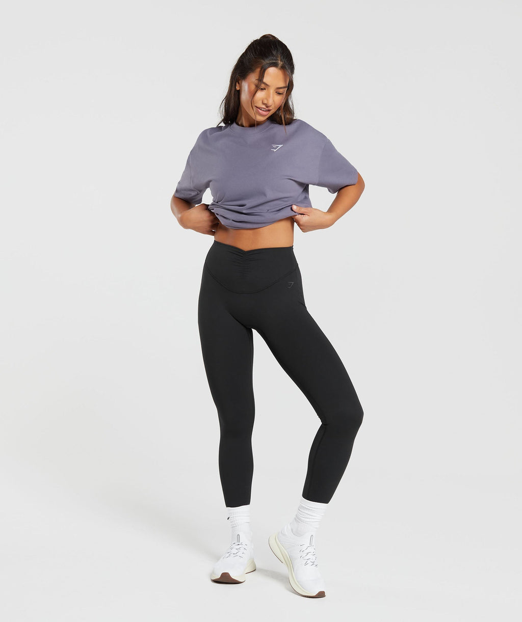 gymshark-training-oversized-t-shirt-dewberry-purple-aw23