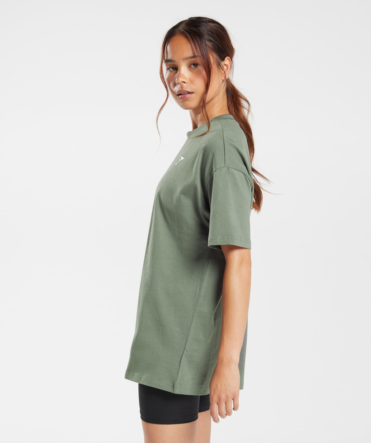gymshark-training-oversized-t-shirt-dusk-green-aw23