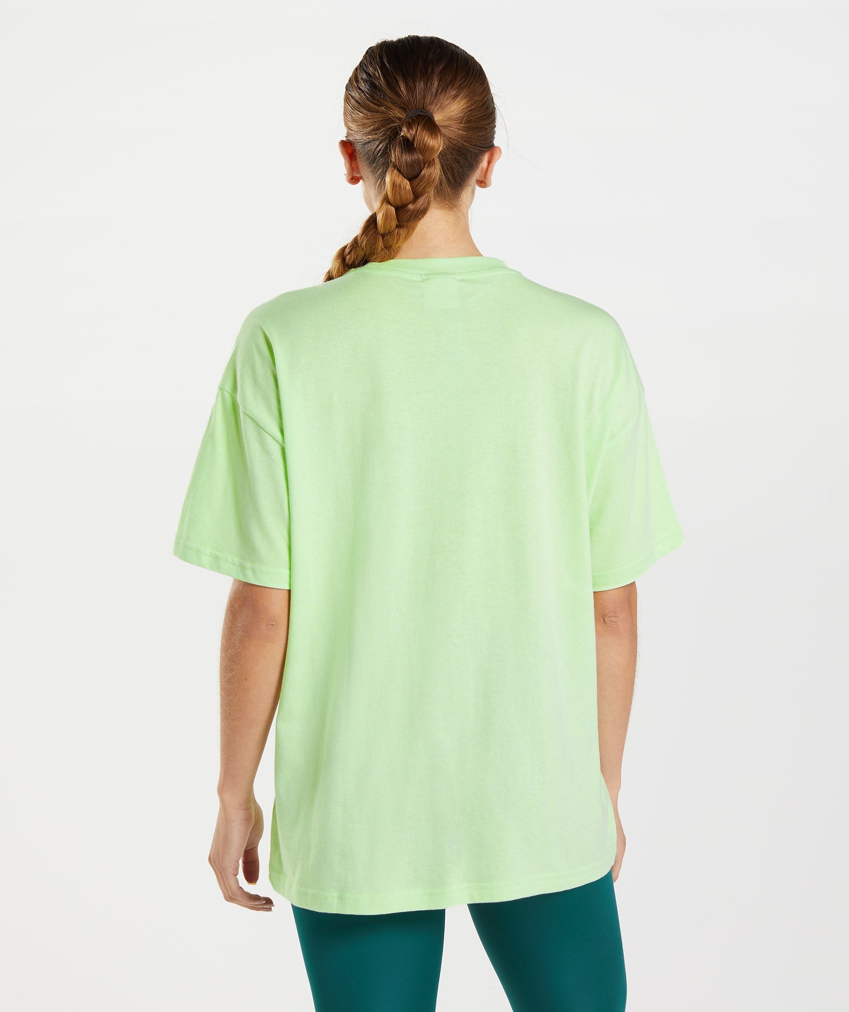 gymshark-training-oversized-t-shirt-kiwi-green-aw22