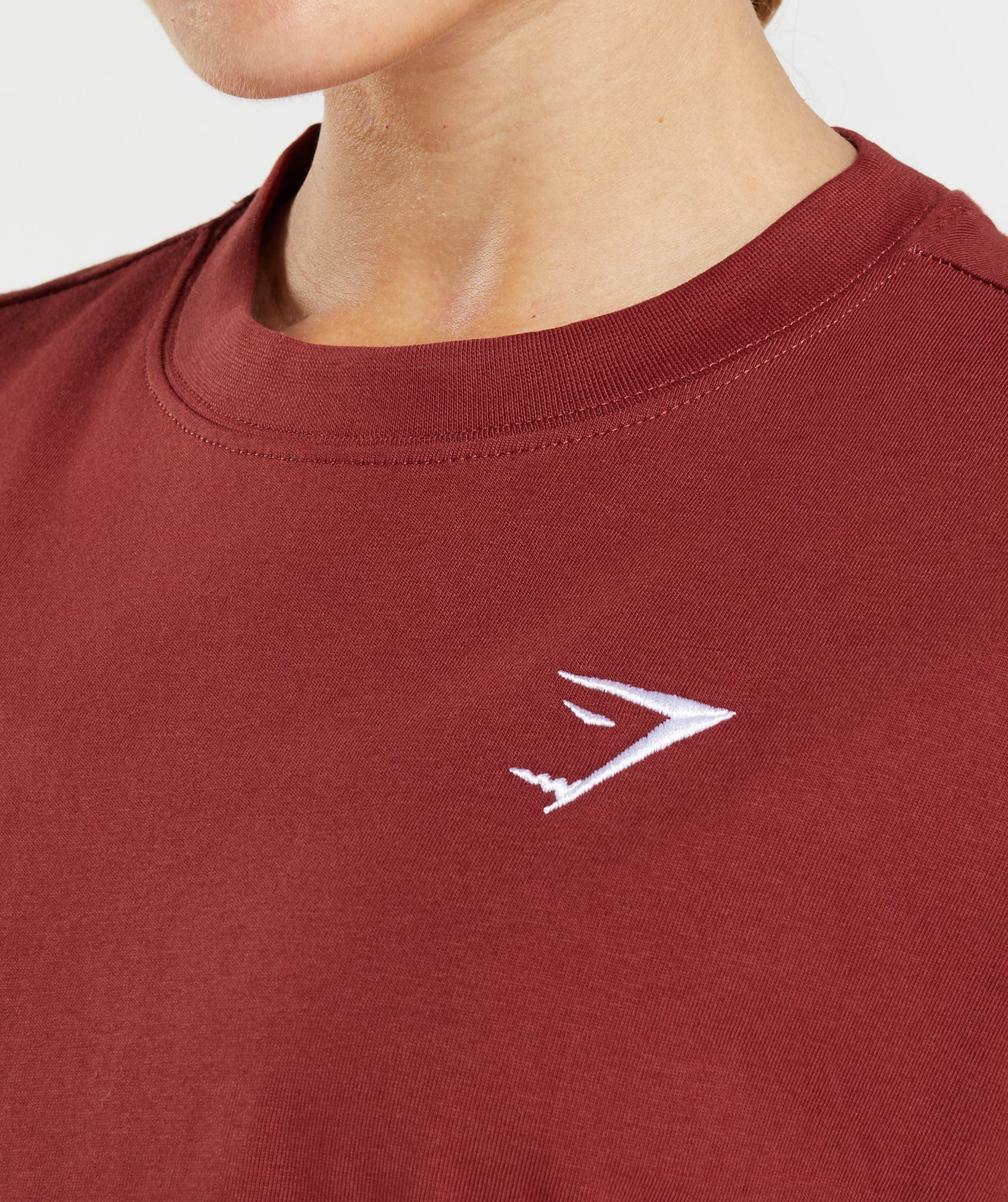 gymshark-training-oversized-t-shirt-rosewood-red-aw22