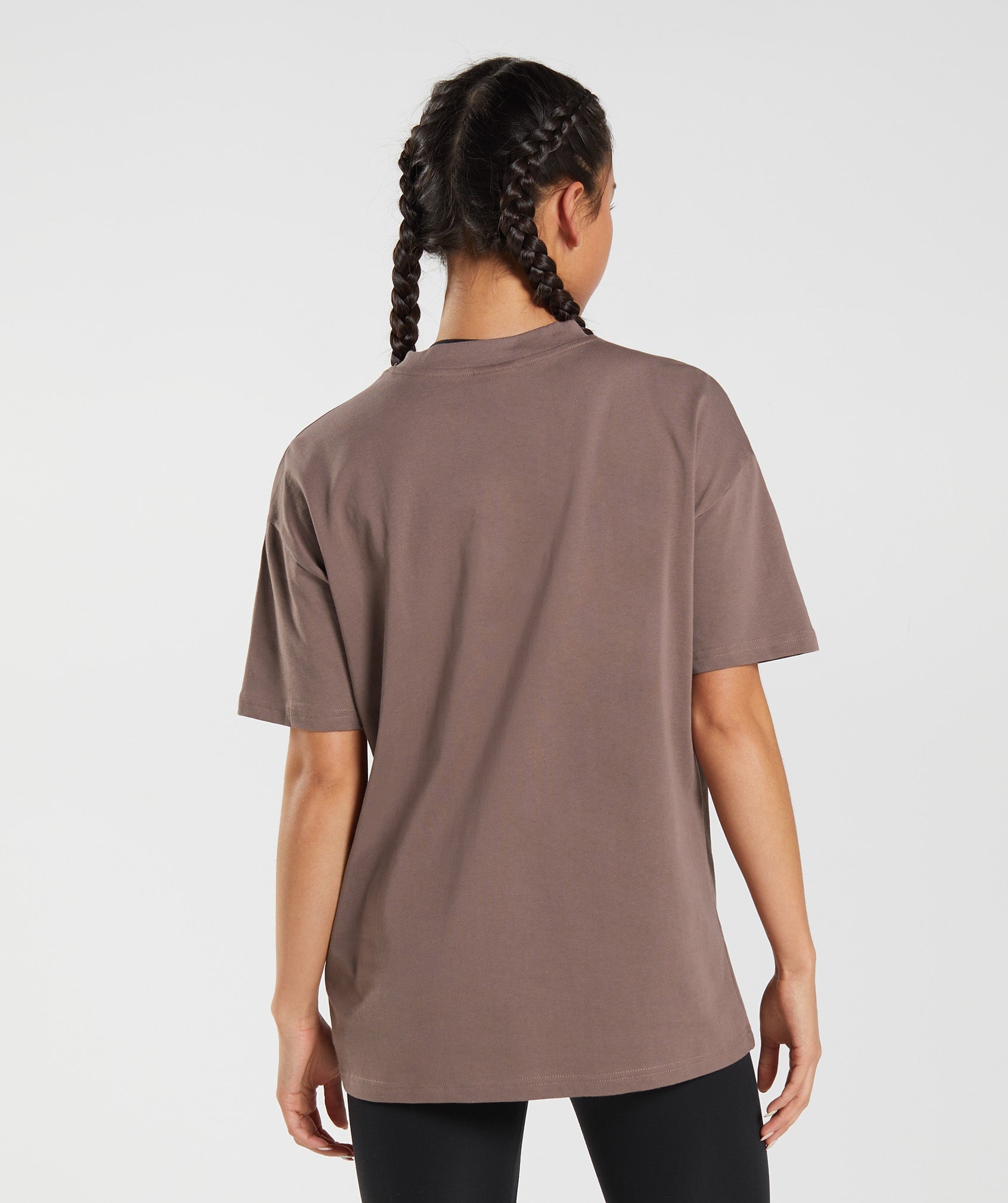 gymshark-training-oversized-t-shirt-truffle-brown-ss23