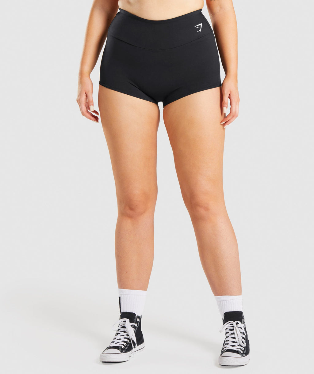 gymshark-training-short-length-shorts-black-white