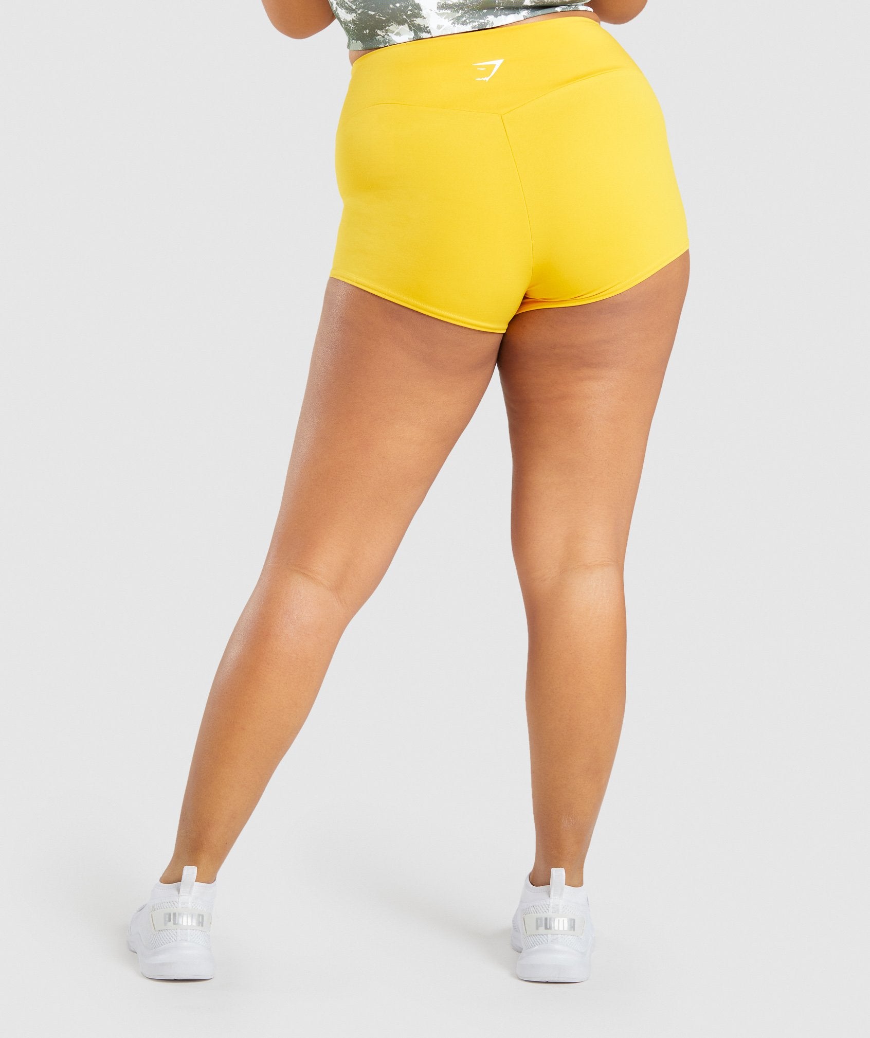 gymshark-training-short-length-shorts-yellow-aw21-aw21