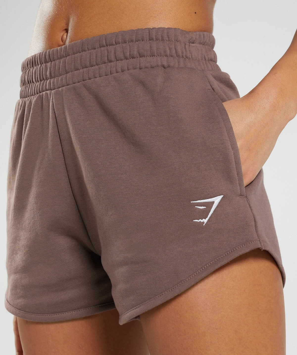 gymshark-training-sweat-shorts-truffle-brown-ss23