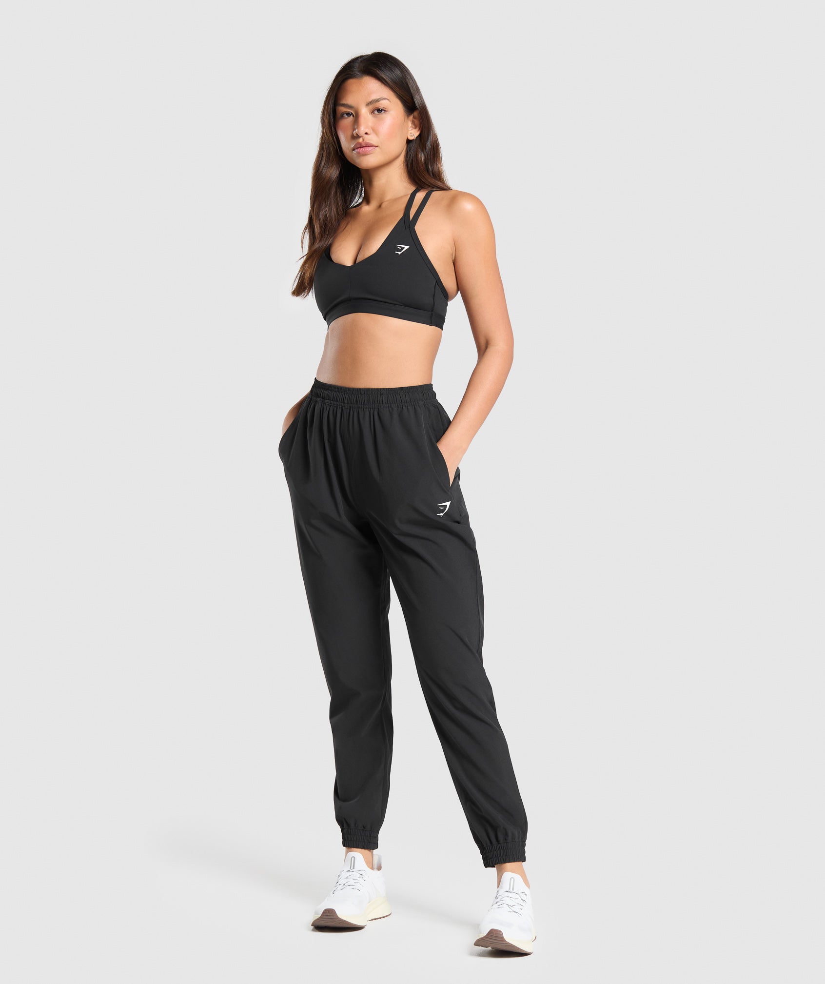 gymshark-training-woven-joggers-black