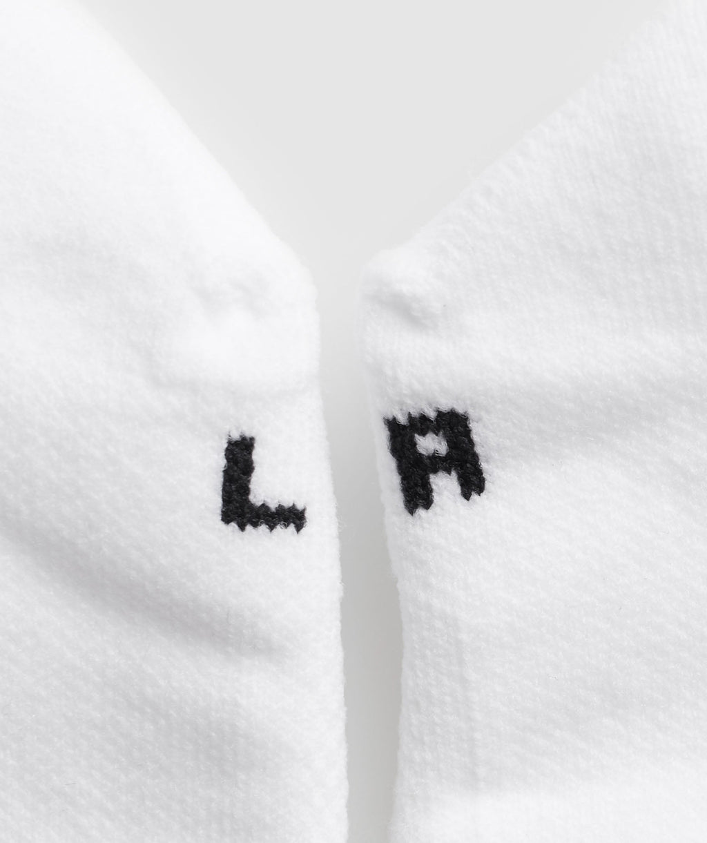 gymshark-tab-running-socks-white-aw24