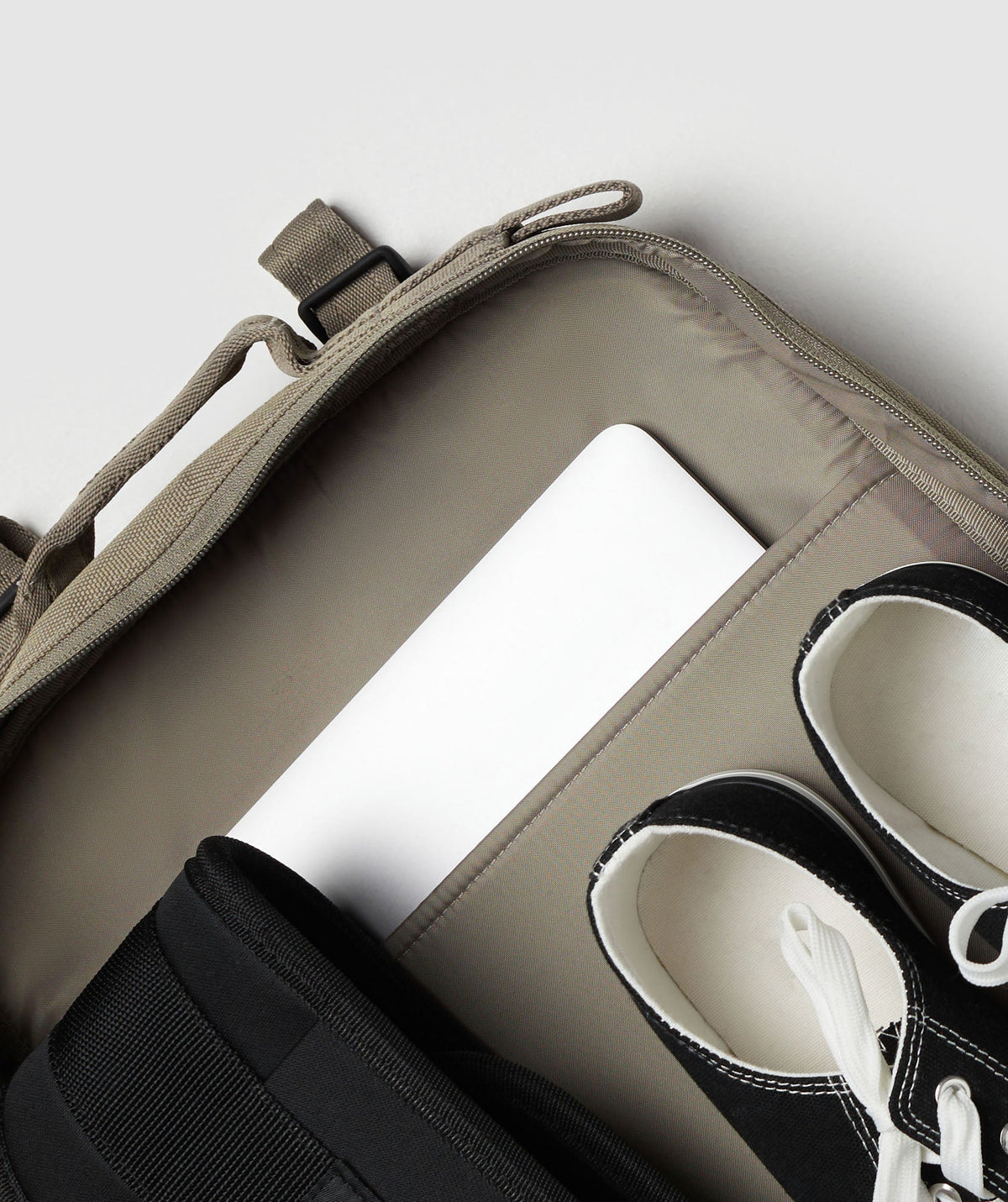gymshark-tactical-backpack-linen-brown-aw23