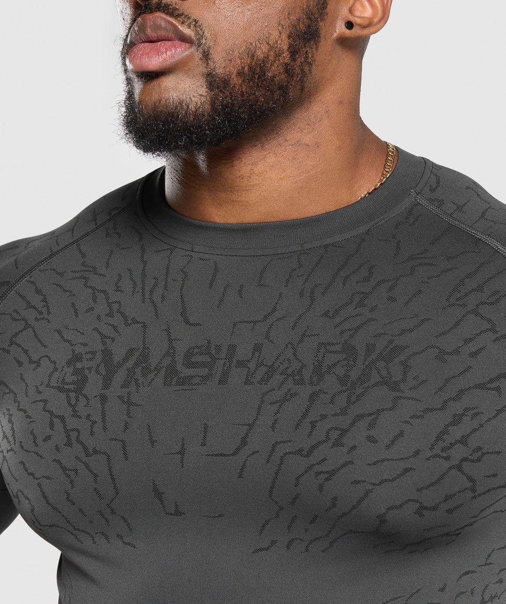 gymshark-tectonic-seamless-t-shirt-asphalt-grey-black-aw24
