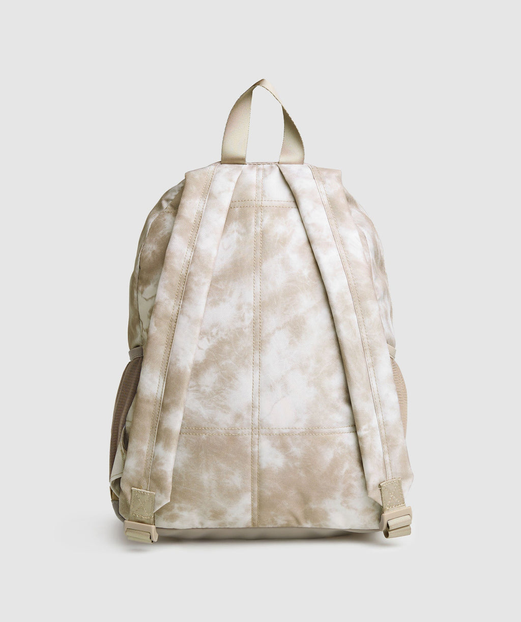 gymshark-tie-dye-everyday-backpack-sand-brown-ss24