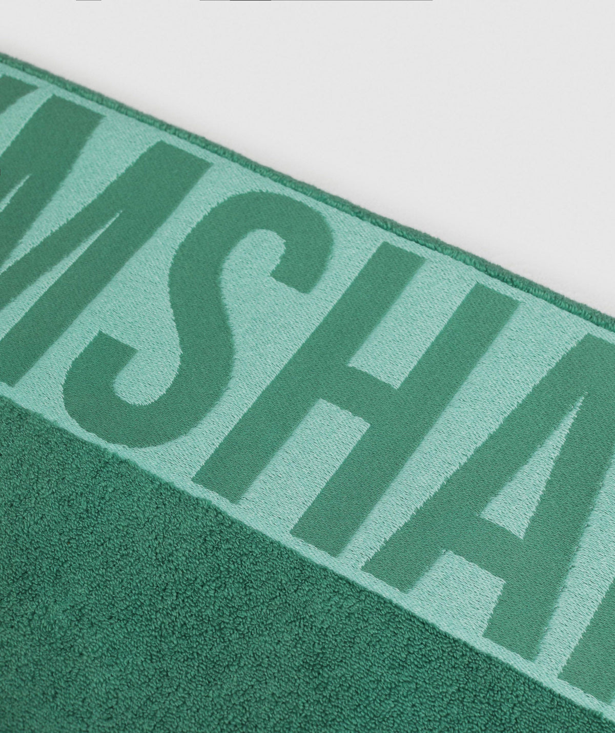 gymshark-towel-lagoon-green-lido-green-ss24